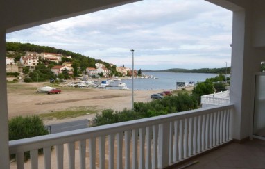 House in Tisno Near the Festival Site TP172