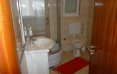 Tisno House TP64
