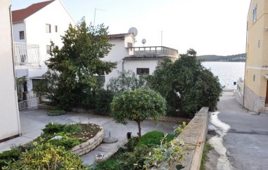 House in Tisno  Near the Center TP62