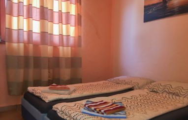 Guest House in Tisno Near the Festival (8+2)