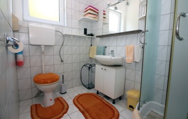 House in Tisno Near the Festival Site TP164