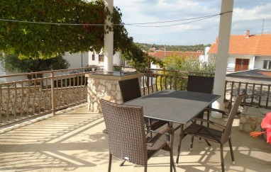 House in Tisno Near the Festival Site TP61