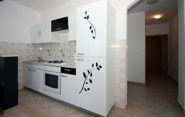 House Near the Festival Site in Tisno  With Pool TP1