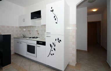 Villa in Tisno with Pool (16+8) TP211