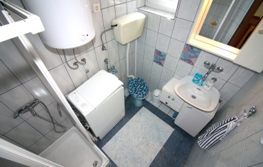 House in the Center of Tisno TP133