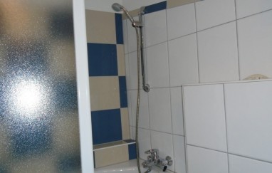 House in Tisno with Five Apartments TP42