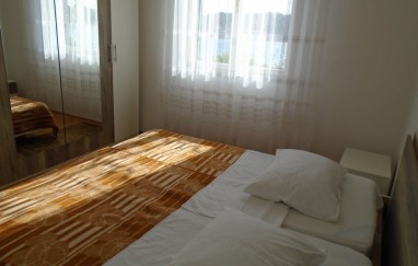 SeafronT House in Tisno TP68
