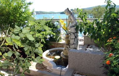 House by the Sea in Tisno TP153