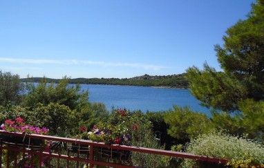 House by the sea in Tisno TP57
