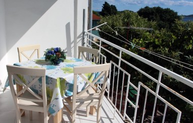 Tisno House TP150