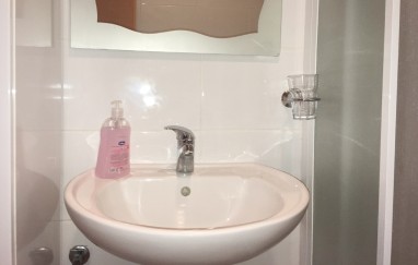 Guest House in Tisno Near the Festival (8+2)