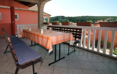 Villa in Tisno with Pool (16+8) TP211