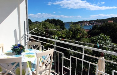 Tisno House TP150