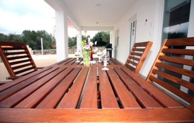 House in Tisno Near the Festival TP190