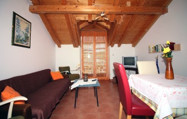 House in Tisno Near the Center TP142