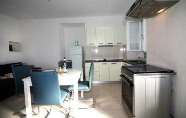 Villa in Tisno (10+4) TP210