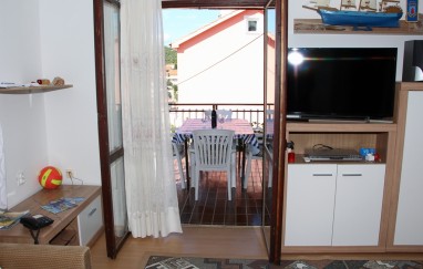 House in Tisno - 5 Minutes Walk From the Festival Site  TP131
