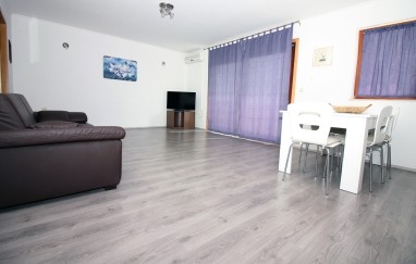Tisno House TP20