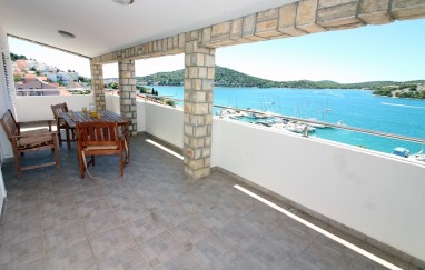 Tisno Seaview House TP159