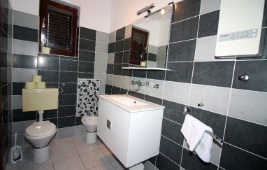 Tisno House  TP662