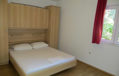 House Near the Festival Site in Tisno  With Pool TP1