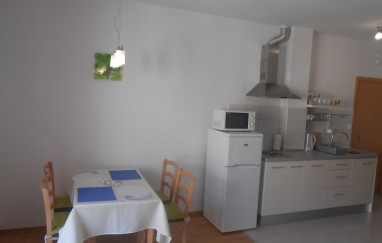 Tisno House TP60