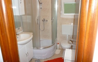 Tisno House TP64
