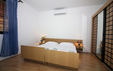Tisno House  TP662