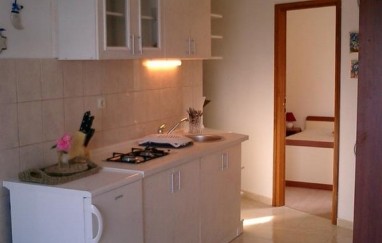 Tisno House TP82