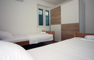 Villa in Tisno (10+4) TP210