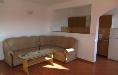 House Near the Festival Site in Tisno  With Pool TP1