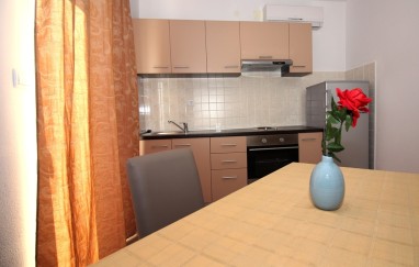 House in Tisno Near the Festival Site TP167