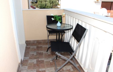 House in Tisno Near the Festival Site TP167