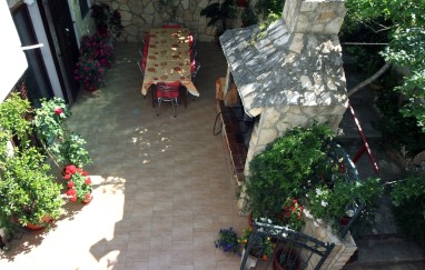 Seafront House in Tisno TP121