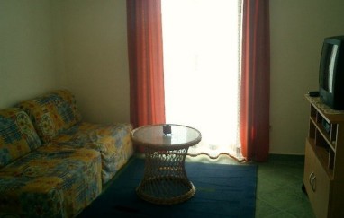 Tisno House TP82