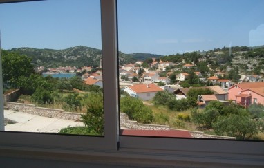 House in Tisno Near the Festival Site TP107