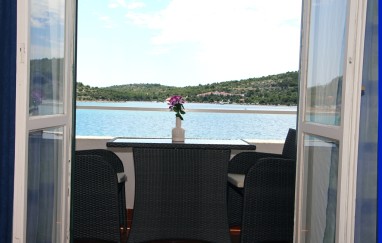 Seafront House in Tisno TP157