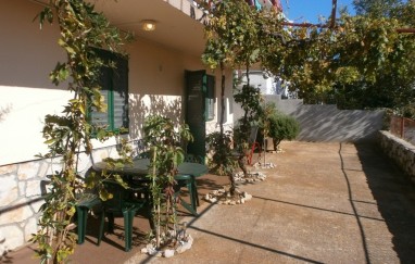 Tisno House TP77
