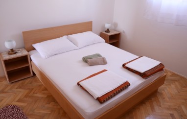Seafront house in Tisno  TP97