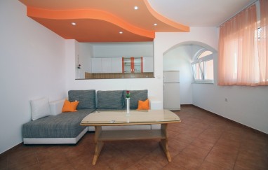 Villa in Tisno with Pool (16+8) TP211