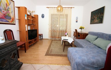 House in Tisno Near the Center TP142