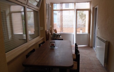 House in Tisno with Five Apartments TP42