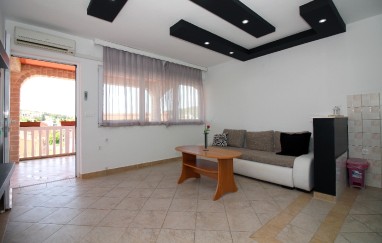 House Near the Festival Site in Tisno  With Pool TP1