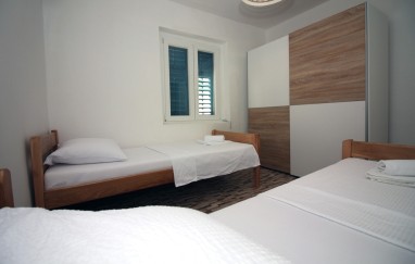 Villa in Tisno (10+4) TP210