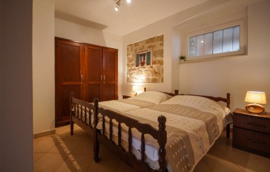 House in the center of Tisno TP135