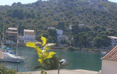 Tisno House TP89