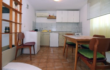 Seafront House in Tisno TP32