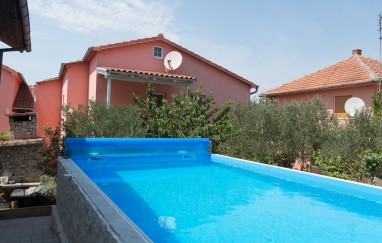 House Near the Festival Site in Tisno  With Pool TP1