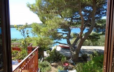 House by the sea in Tisno TP57