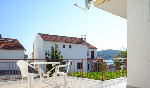 5 en-suite Rooms in Tisno (10+0) TP101B